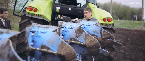 В 2016 году протяженность демонстрационного тура CLAAS составила почти половину экватора