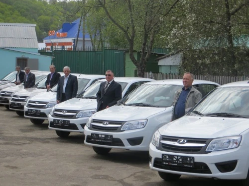Пензенские ветстанции получили новые автомобили