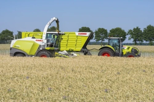 Компания CLAAS представляет еще более совершенный JAGUAR 900