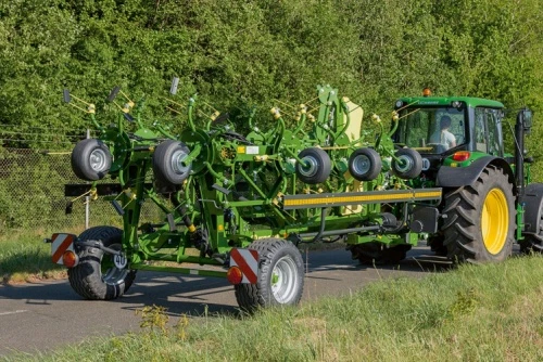 Новый ворошитель дополняет программу Krone