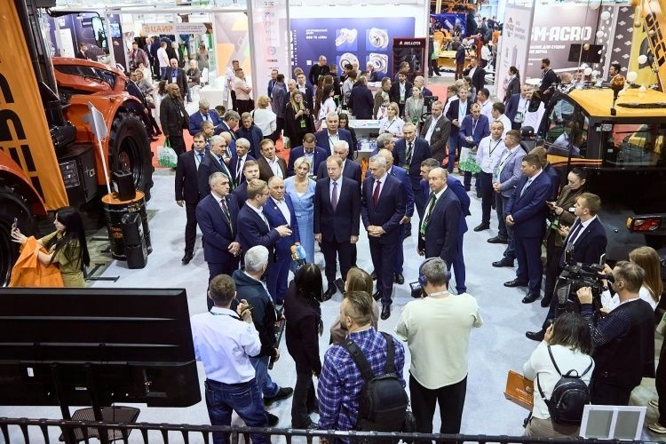 Сибирская аграрная неделя: 8 стран, 23 региона и более 15000 посетителей 