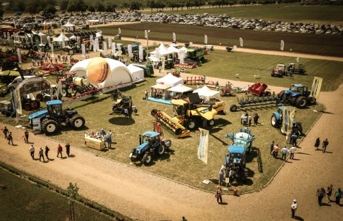 New Holland Agriculture представила новый комбайн