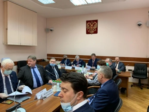 Необходимо принять законопроекты в сфере использования земель сельхозназначения