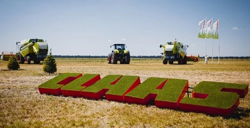 Компания CLAAS приглашает «завести лето»