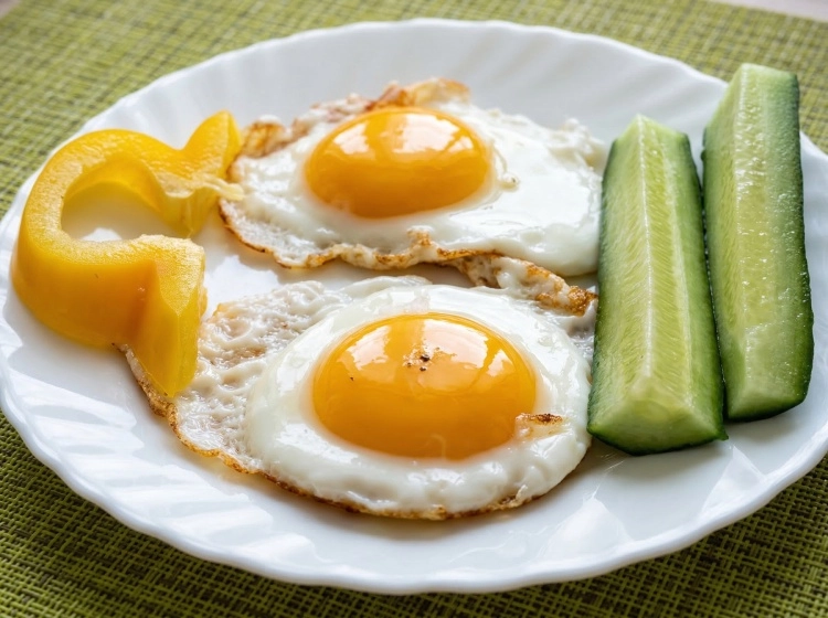 18 марта — день яичницы