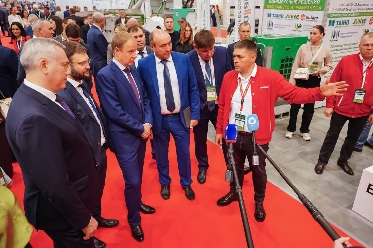 Осенний драйв на  Сибирской аграрной неделе