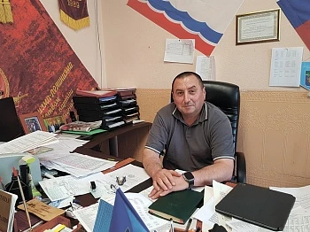 Достойному труду – достойную зарплату!