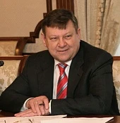 «Рекомендации ученых должны звучать жестче для руководителей хозяйств» – считает губернатор Ленинградской области Валерий Сердюков