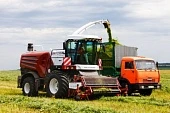 Кормоуборочные комбайны RSM F 2000: эффективная серия