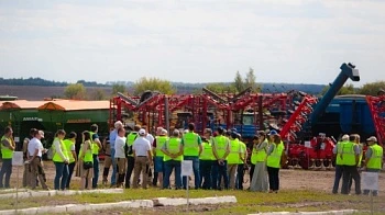 АРГЕНТИНСКИЕ ФЕРМЕРЫ ИЗУЧИЛИ ПОДХОД АГРОТЕРРЫ К ПРОИЗВОДСТВУ СОИ