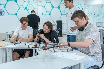 В Вавиловском университете открылся Региональный центр беспилотных систем