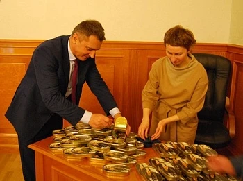 Ленинградские шпроты к новогоднему столу