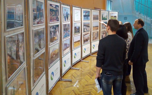 Фотовыставка «В объективе АПК» сменила прописку в Курской области!