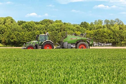 Гусеничные тракторы и опрыскиватели Challenger будут продаваться под брендом Fendt