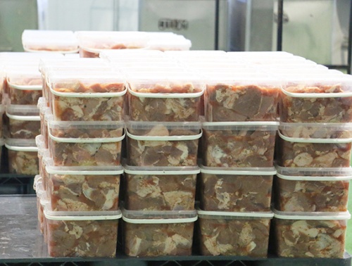 Курский мясоперерабатывающий завод расширил ассортимент сезонной продукции