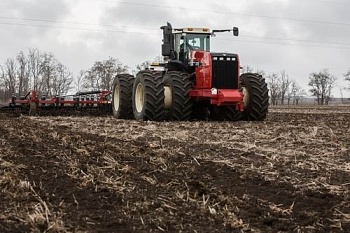 Ростсельмаш продолжит производить тракторную технику в Казахстане в 2019 году