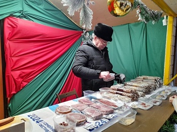 Продукция ленинградских фермеров на Рождественской ярмарке