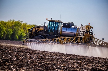 Новый опрыскиватель RoGator серии C – инновационное решение в сфере внесения гербицидов